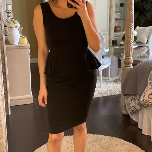 Peplum LBD - Picture 2 of 6